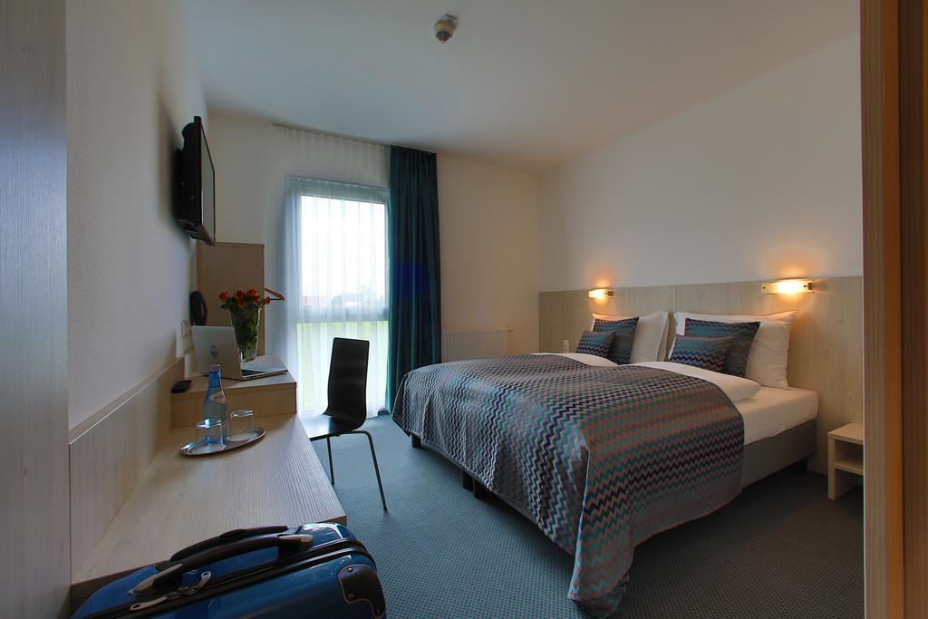 Spielberg Bei Knittelfeld Best Sleep Hotel חדר תמונה